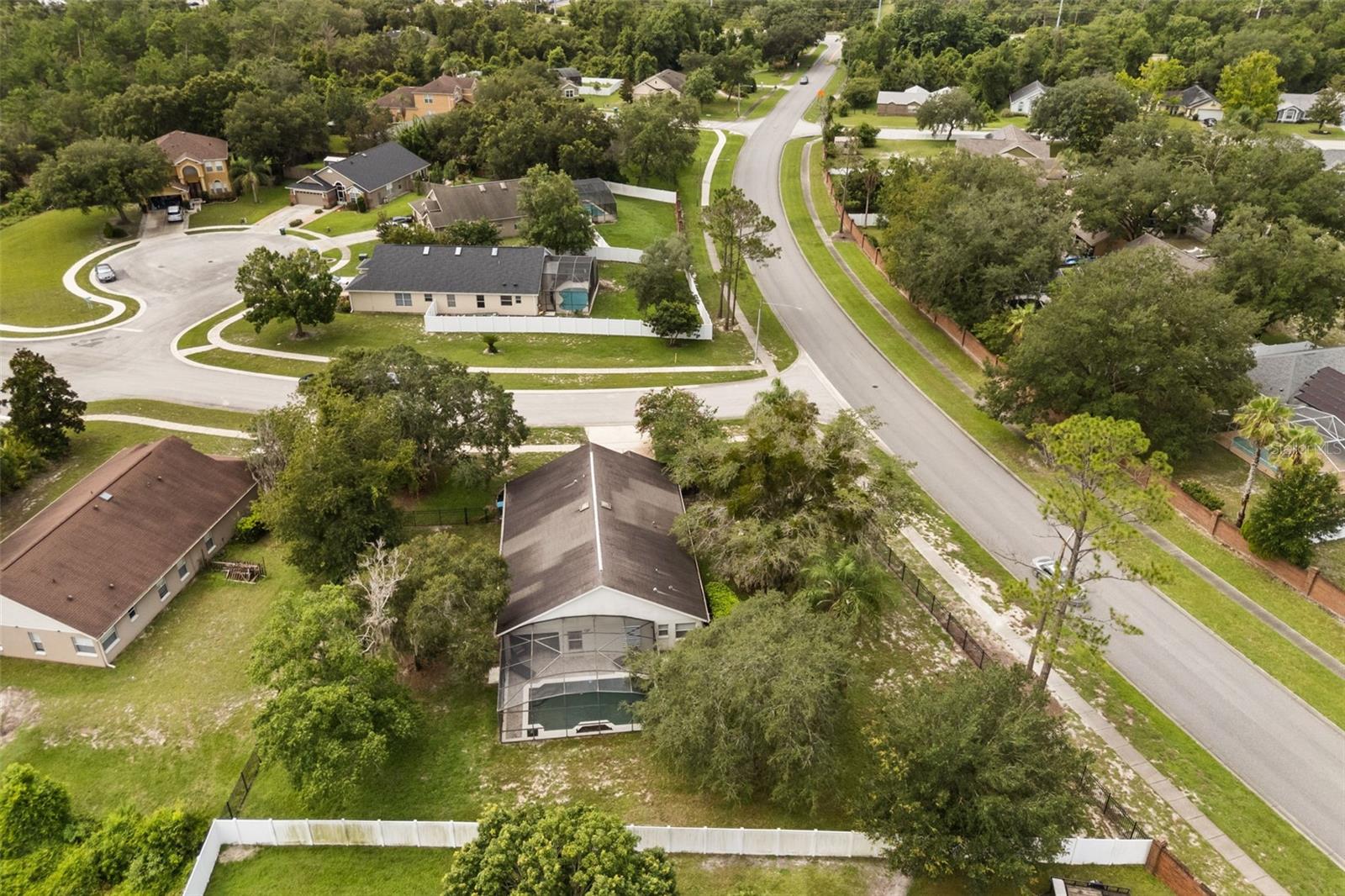 DELTONA WOODS UNIT 02 - Residential