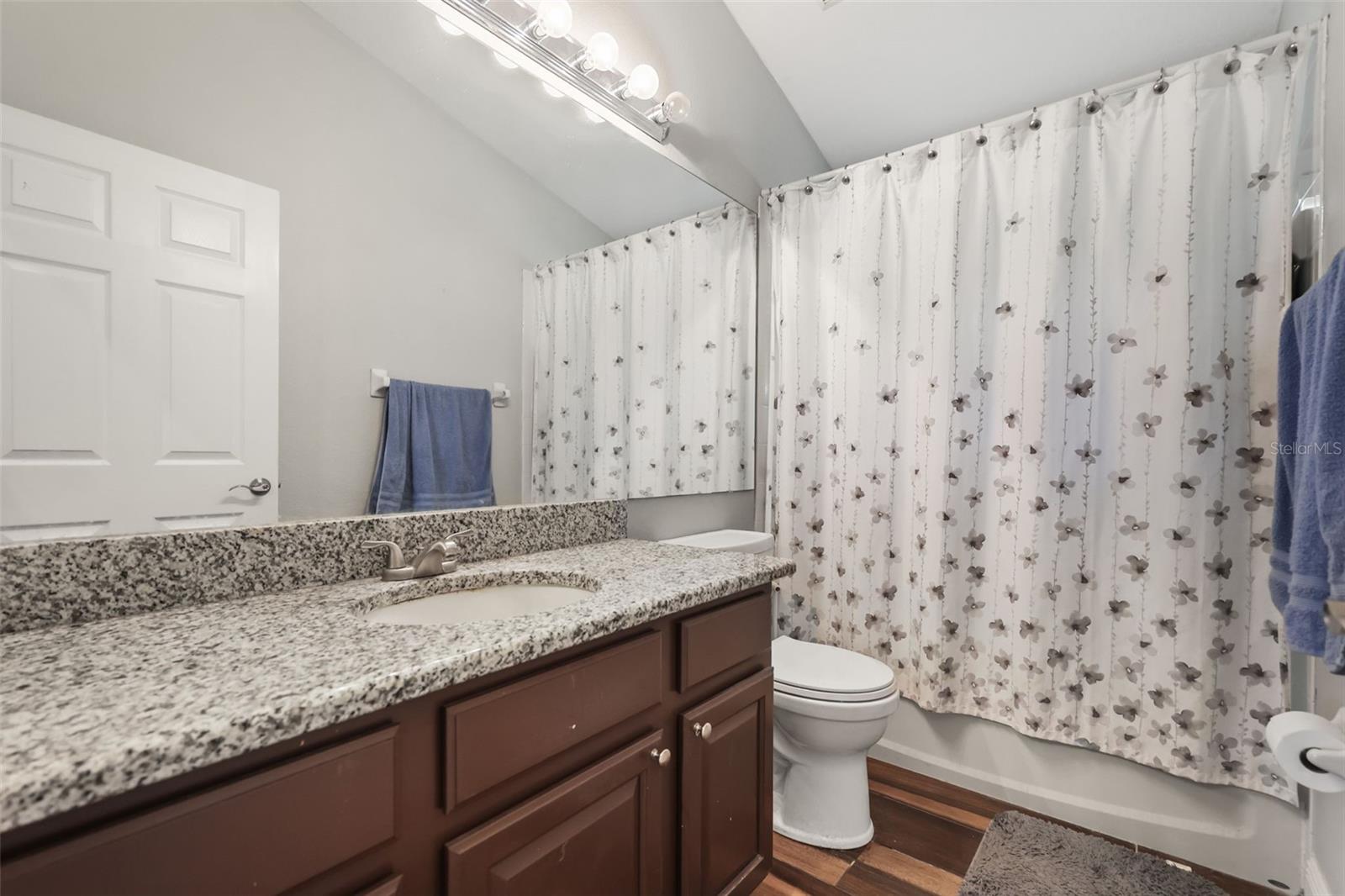 DELTONA WOODS UNIT 02 - Residential