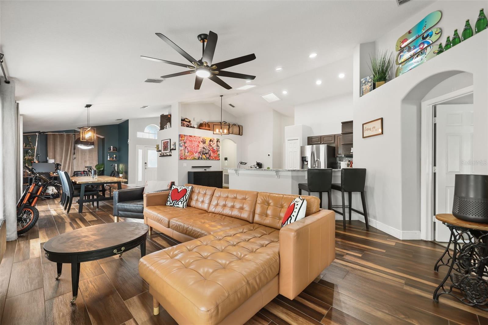 DELTONA WOODS UNIT 02 - Residential