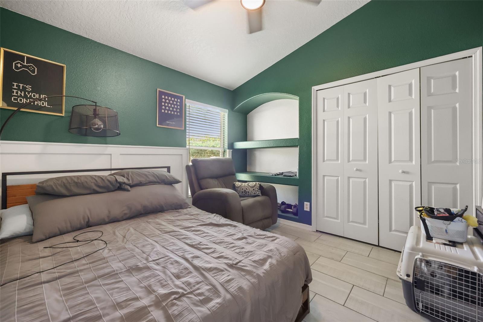 DELTONA WOODS UNIT 02 - Residential
