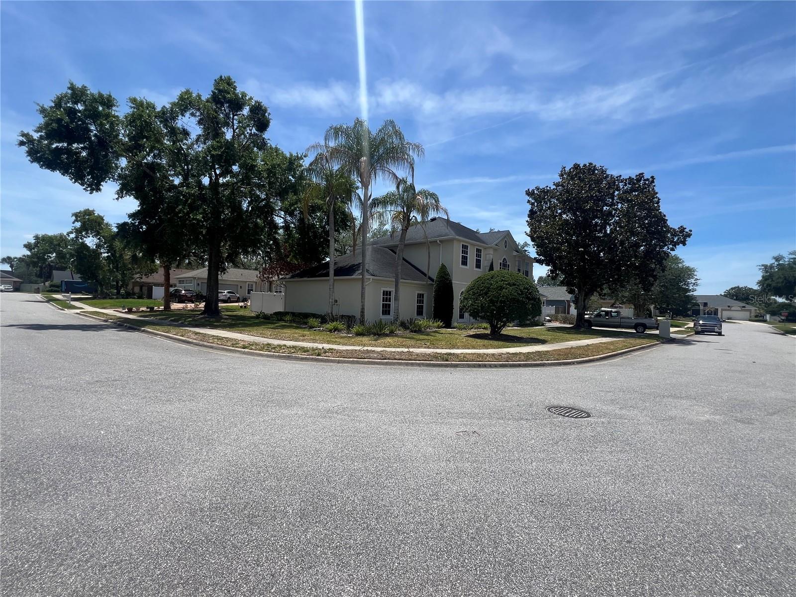 WILLOW RUN - Residential