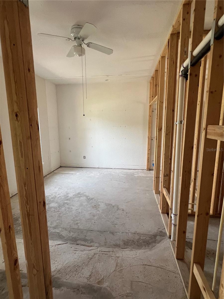 WILLOW RUN - Residential