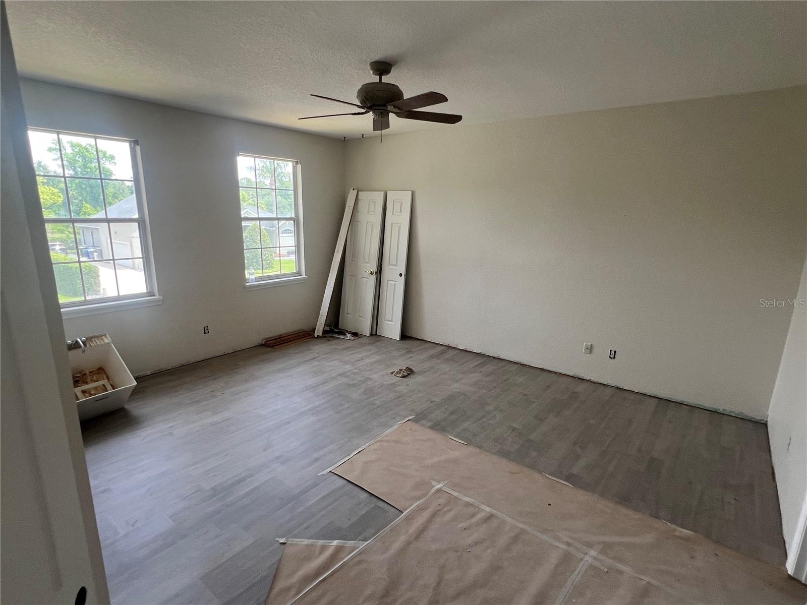 WILLOW RUN - Residential