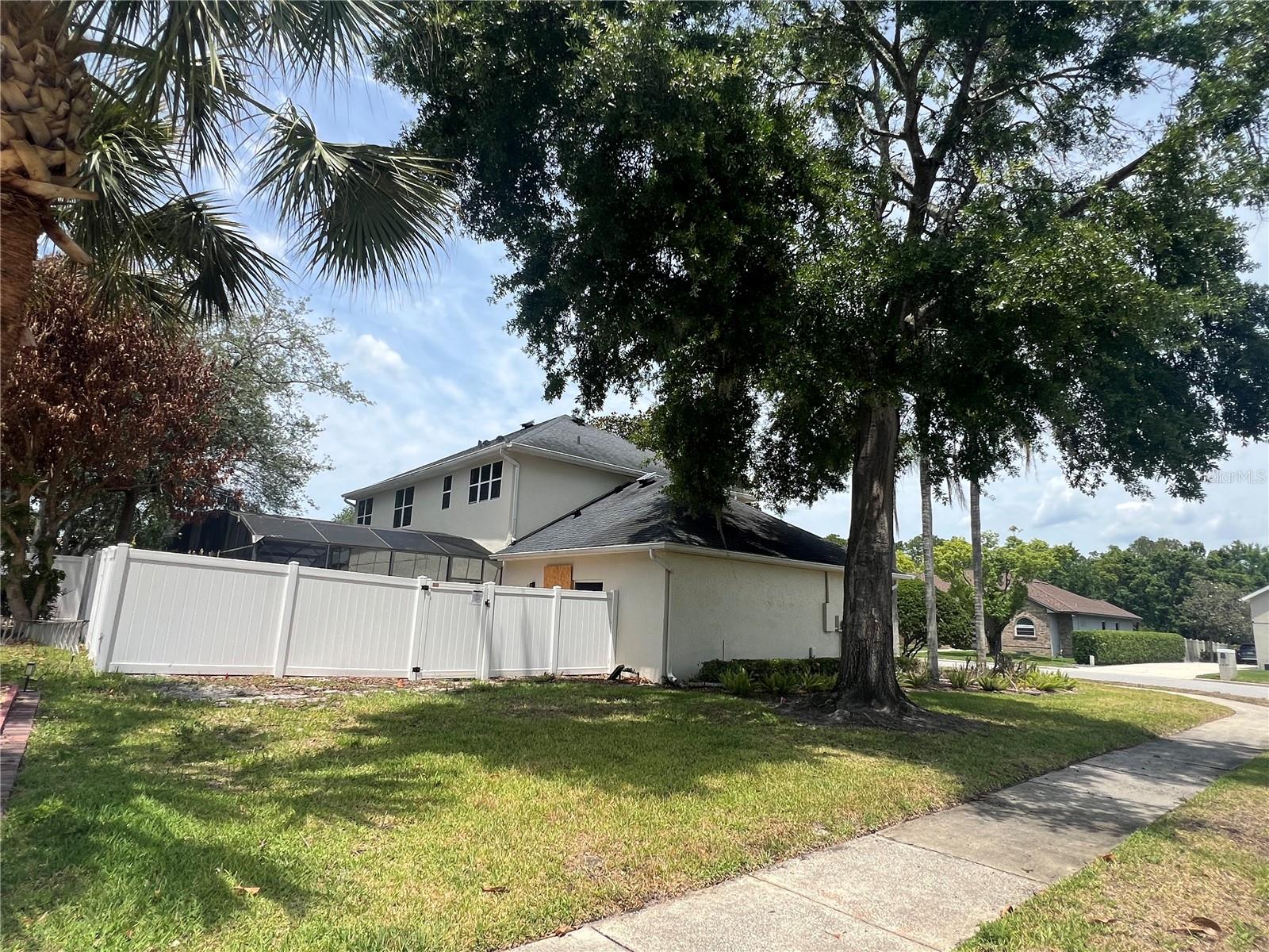 WILLOW RUN - Residential