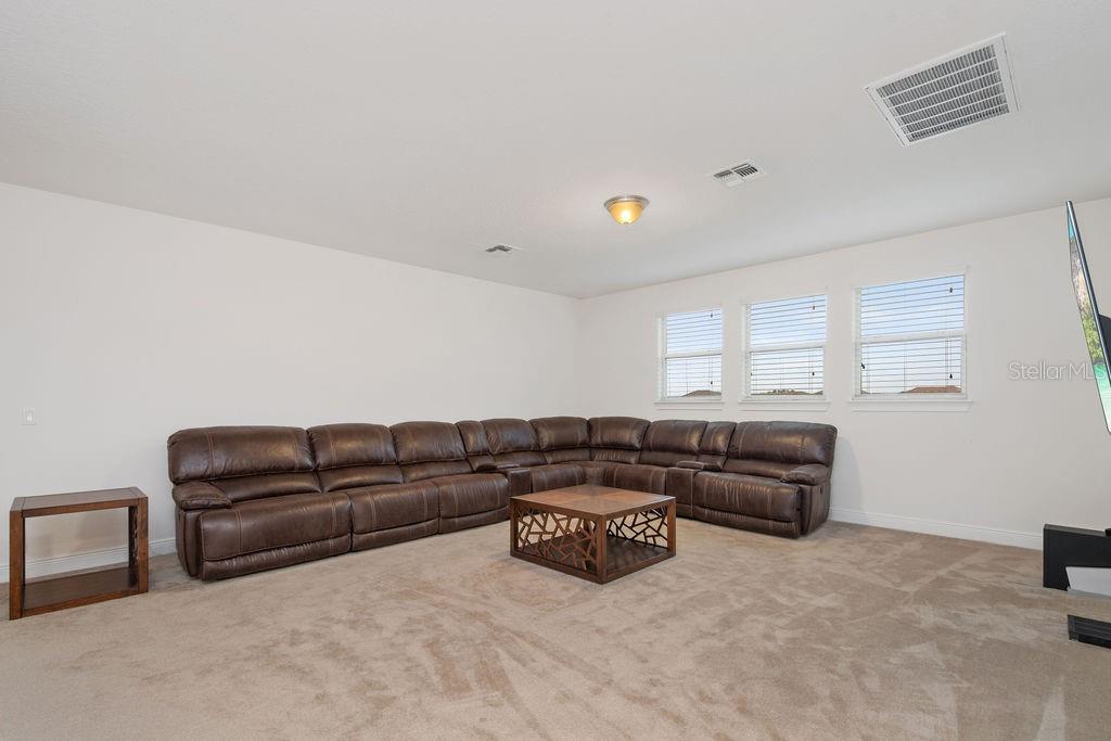 ENCLAVE - Residential Lease
