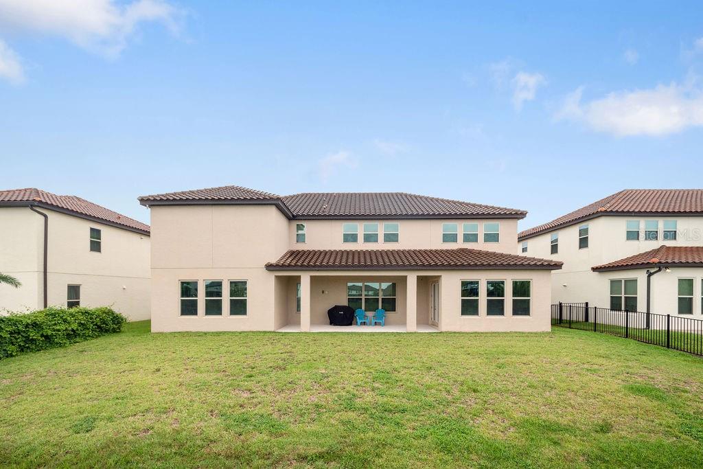 ENCLAVE - Residential Lease