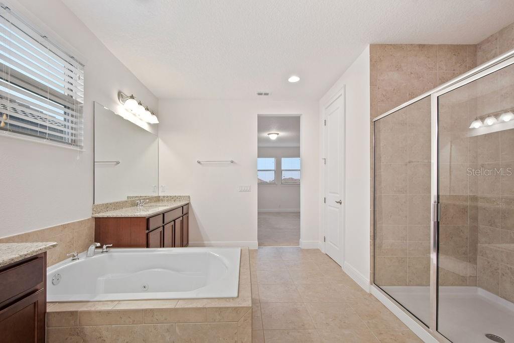 ENCLAVE - Residential Lease