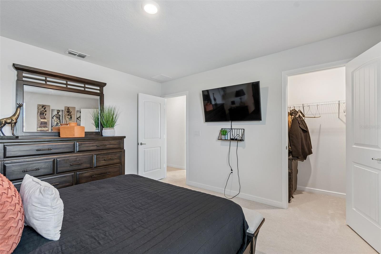 OAKS OF PASCO - Residential