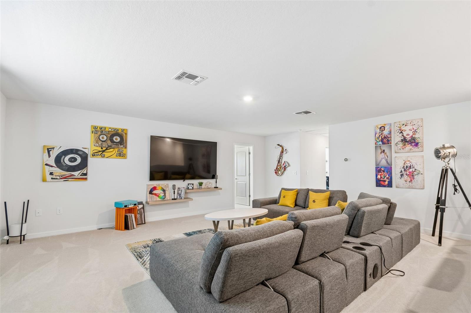 OAKS OF PASCO - Residential