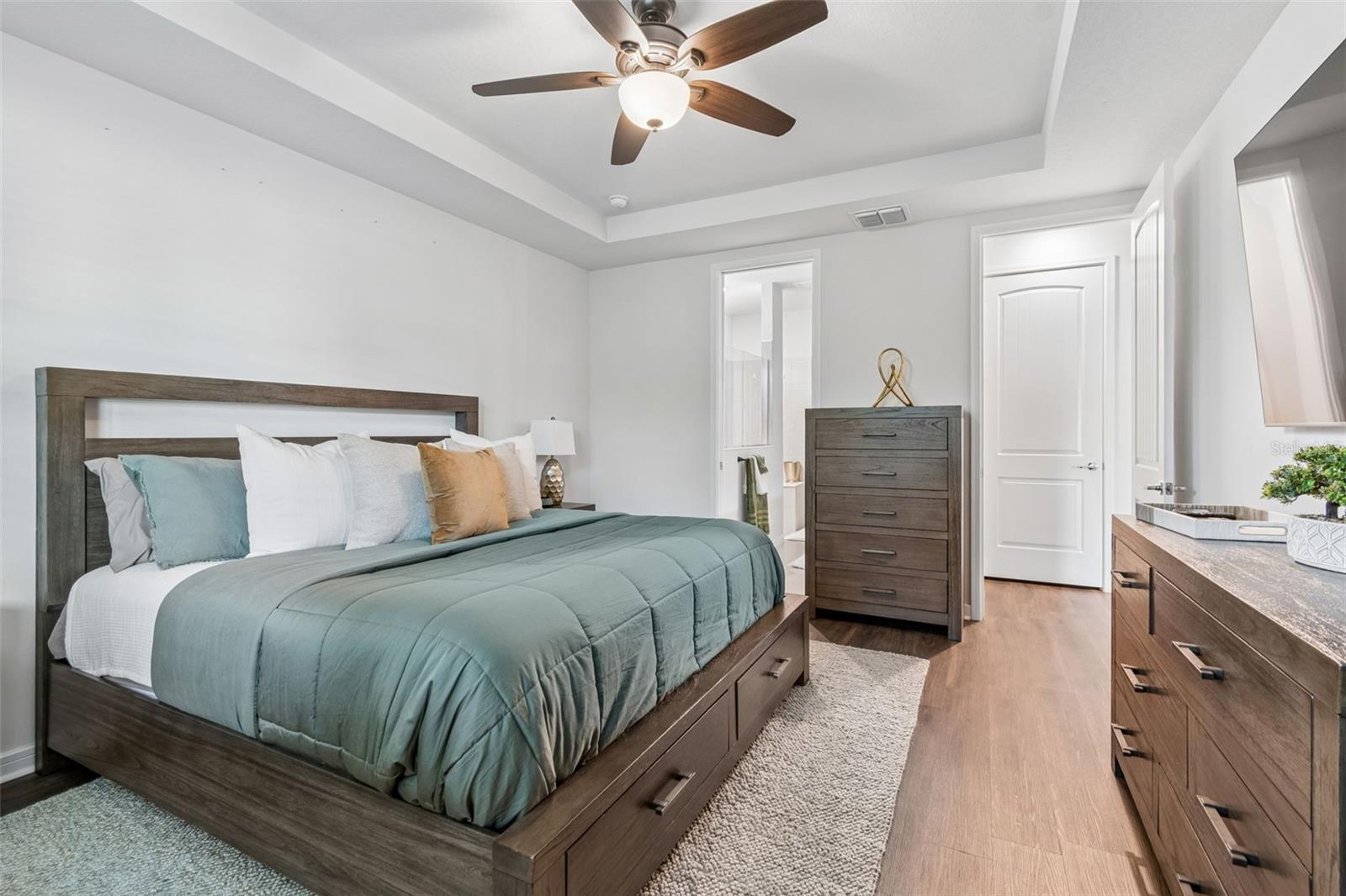 OAKS OF PASCO - Residential