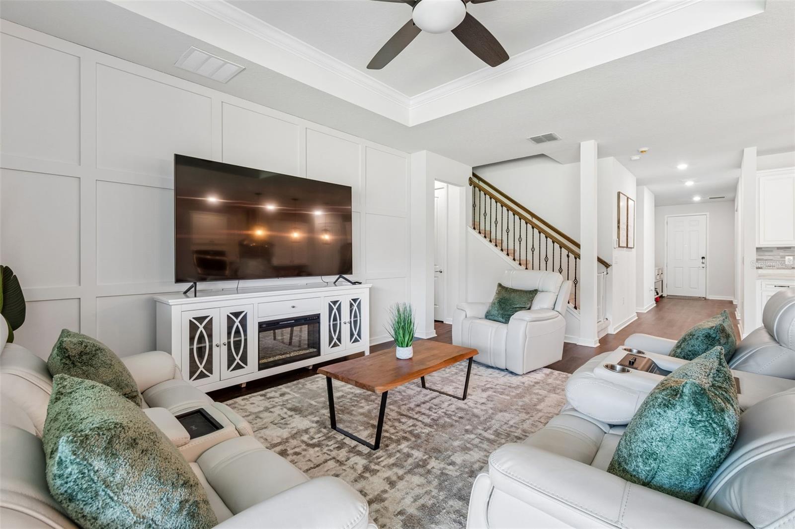 OAKS OF PASCO - Residential