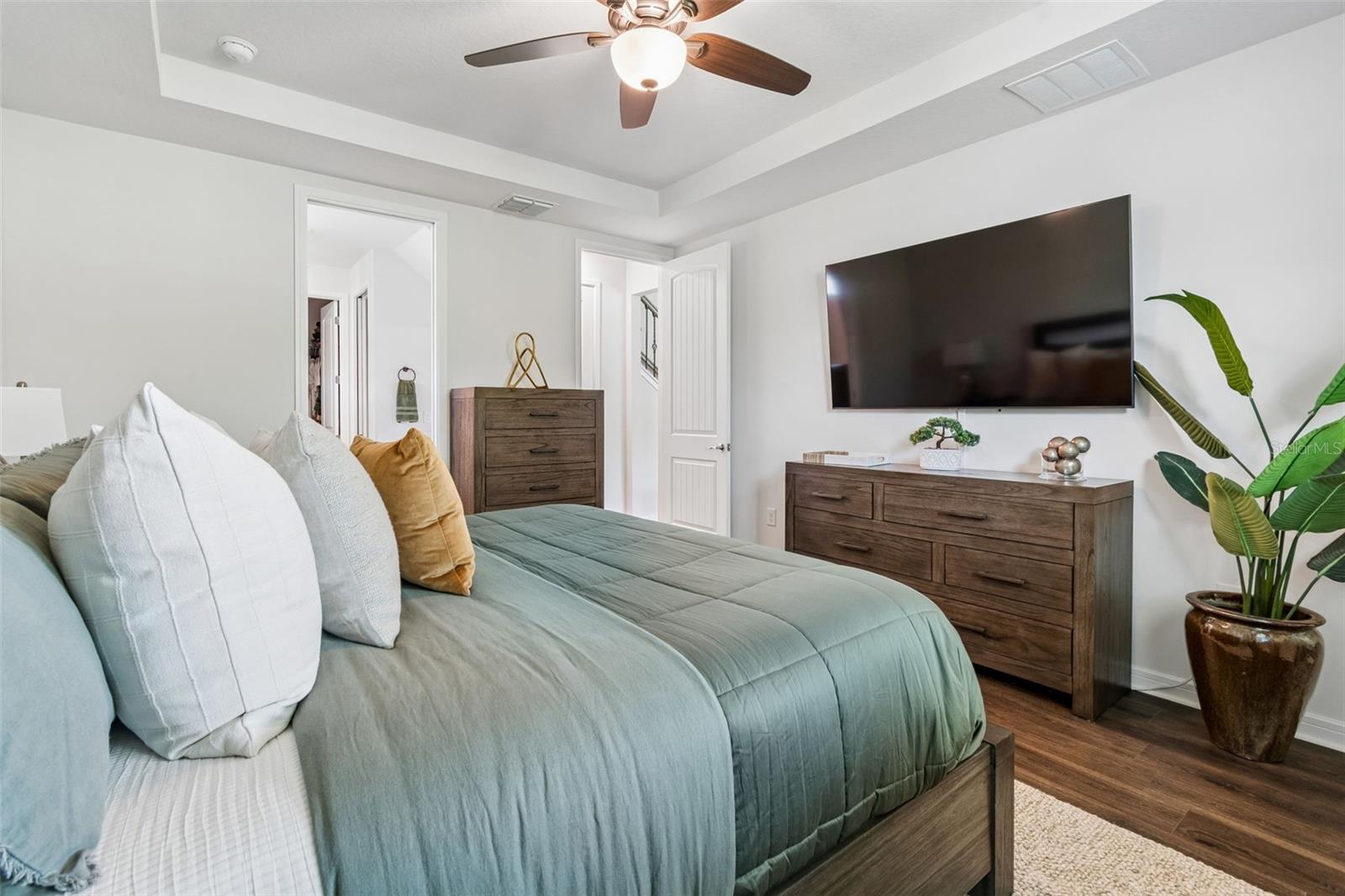 OAKS OF PASCO - Residential