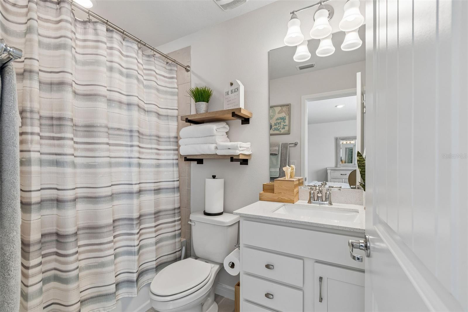 OAKS OF PASCO - Residential