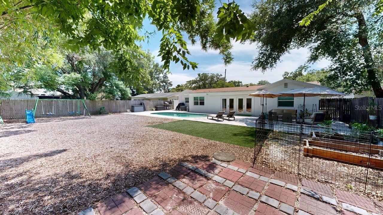 SUBURBAN HOMES - Residential