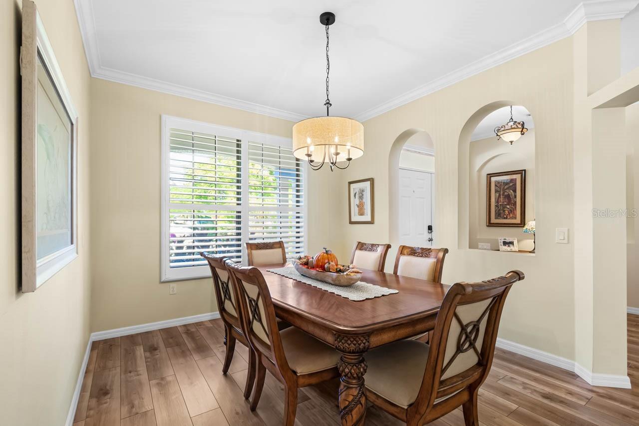 WHISPERING PINES - Residential