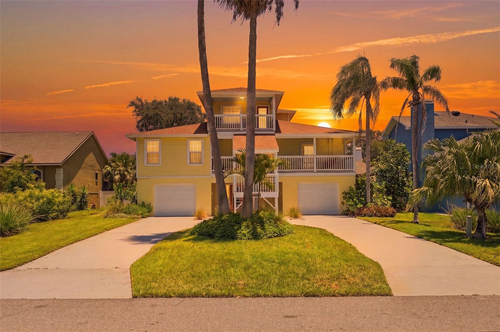 TIERRA VERDE - Residential