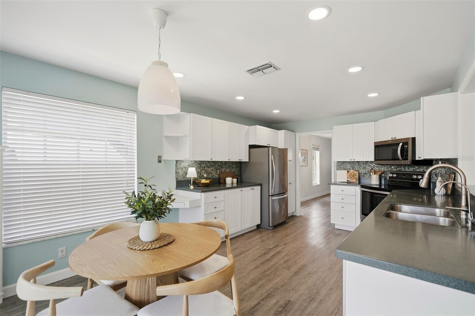 TIERRA VERDE - Residential
