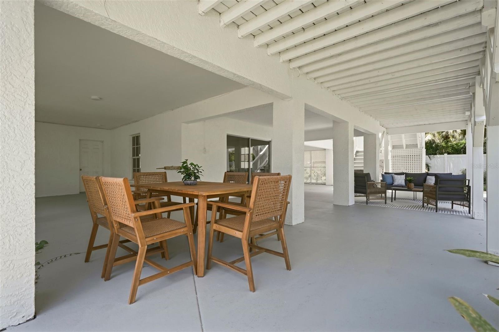 TIERRA VERDE - Residential