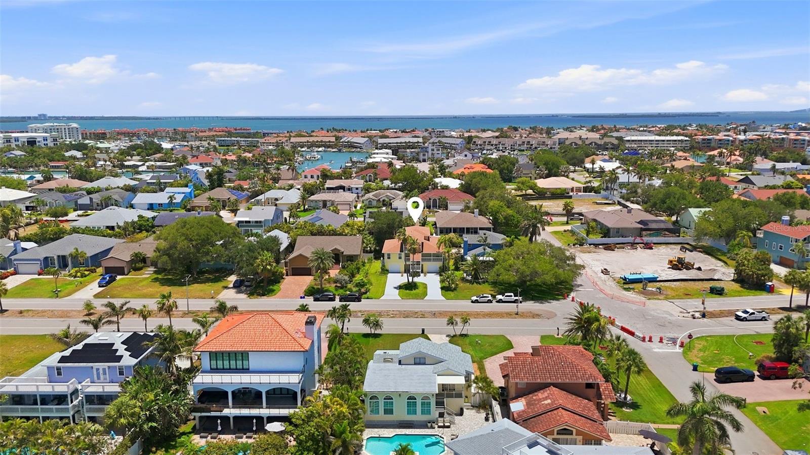 TIERRA VERDE - Residential