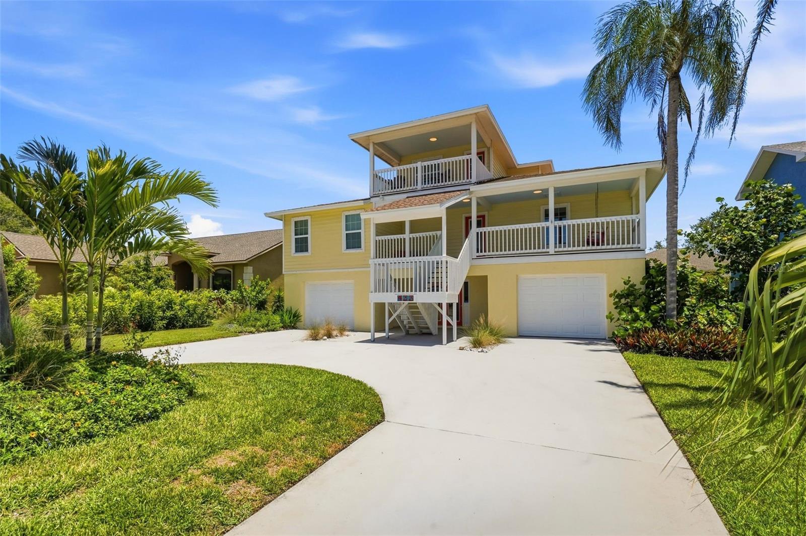 TIERRA VERDE - Residential