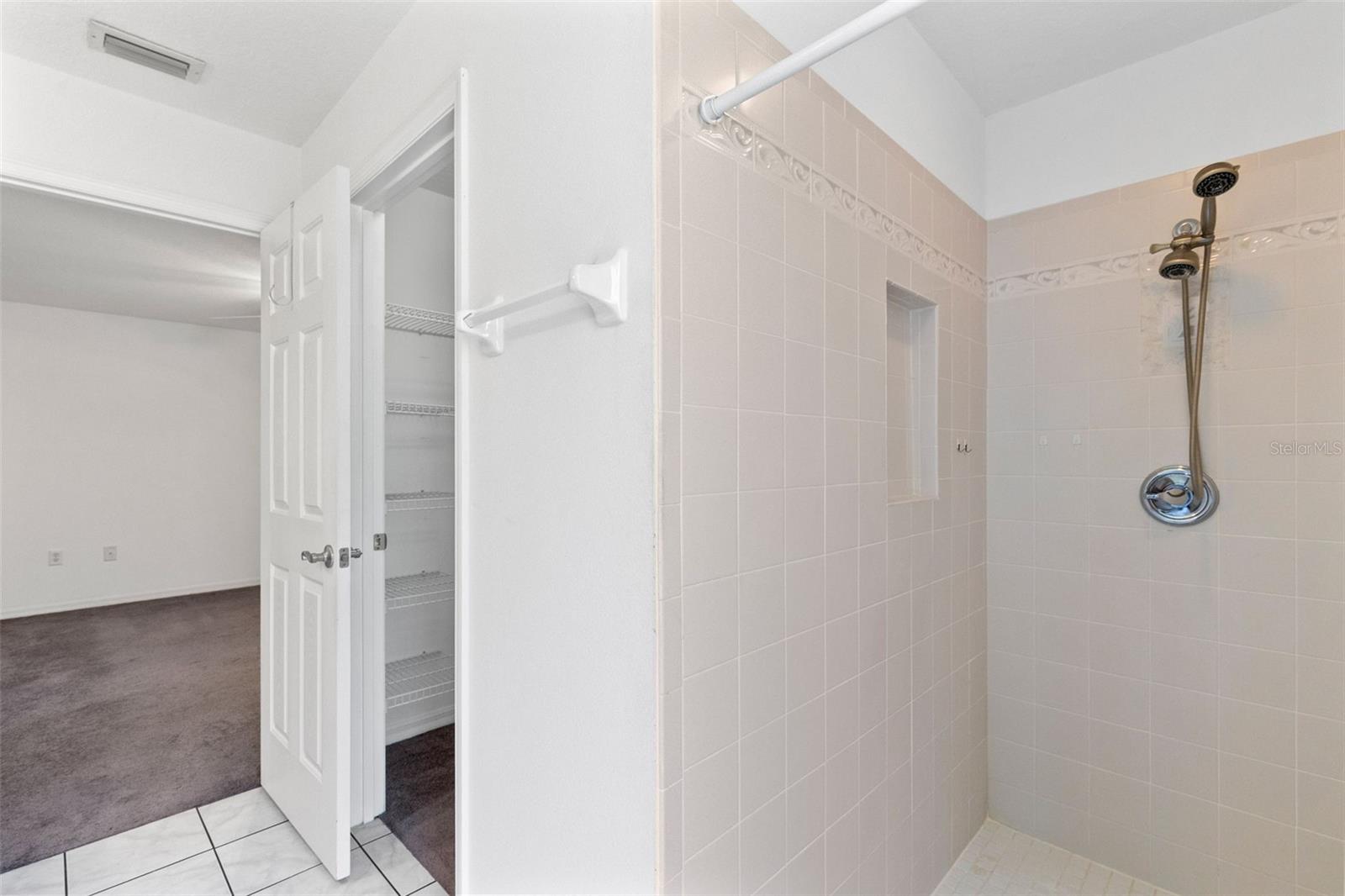 TAVARES GROVES AT BAYTREE PH 03 - Residential