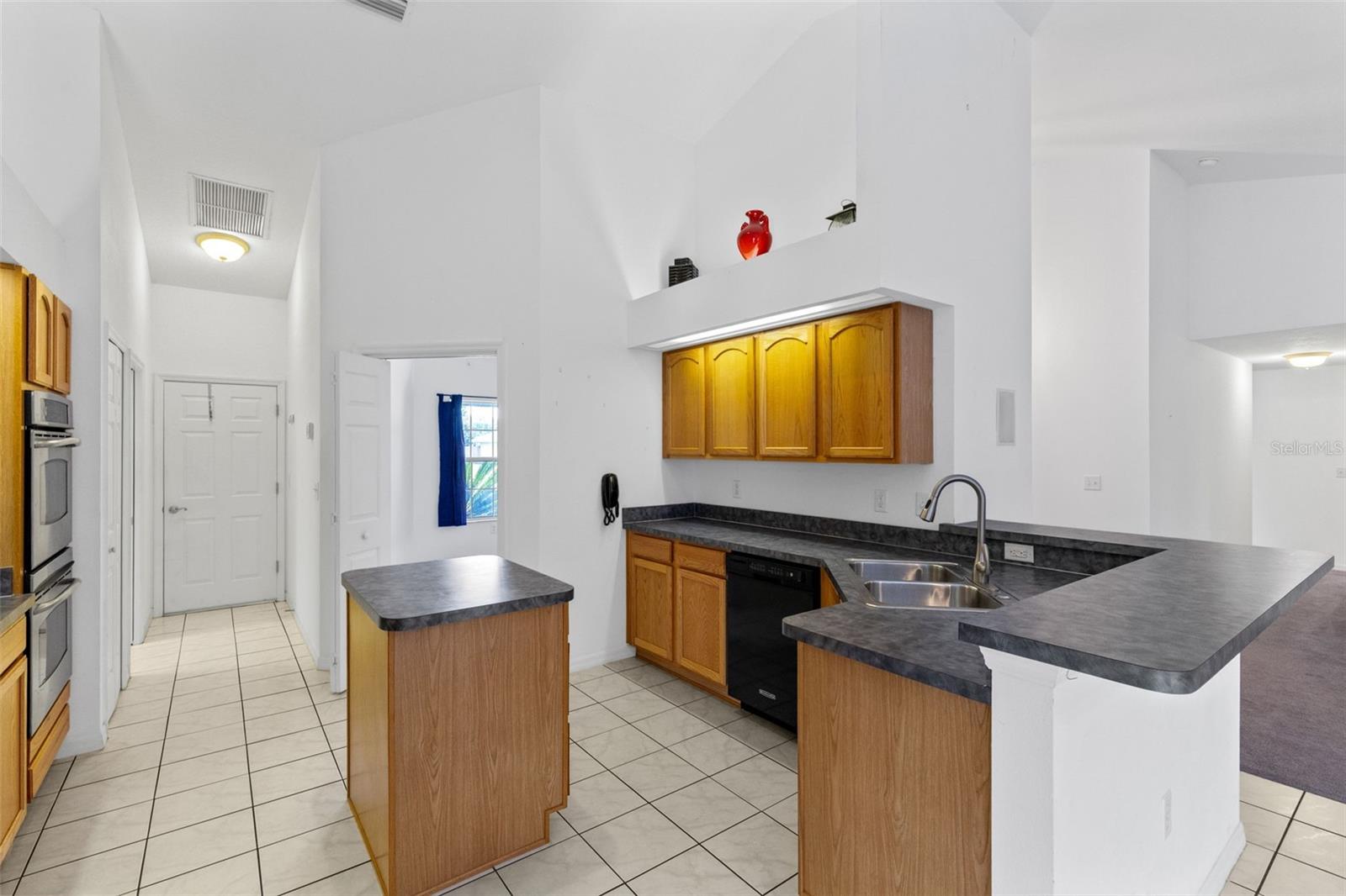 TAVARES GROVES AT BAYTREE PH 03 - Residential