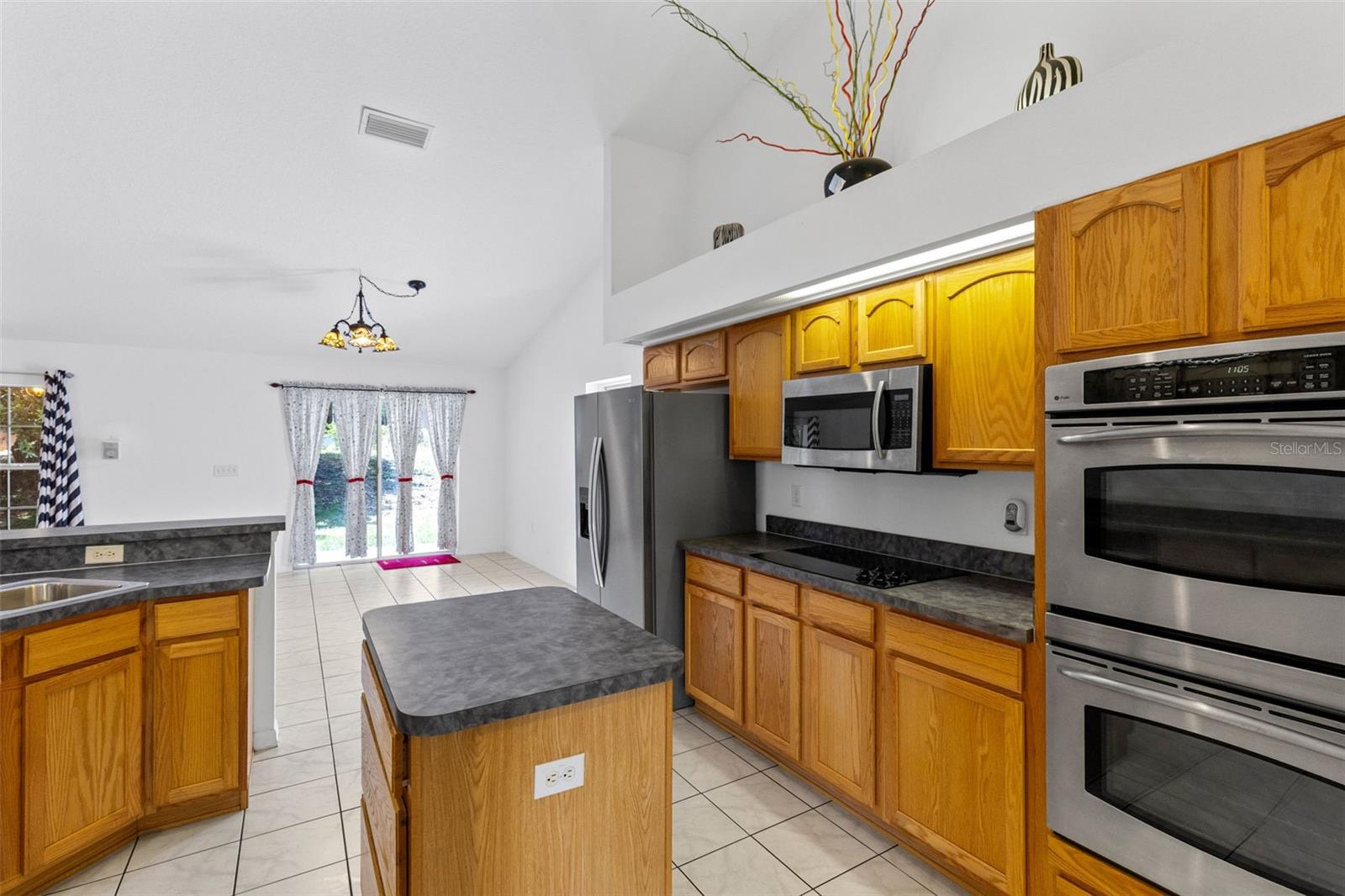 TAVARES GROVES AT BAYTREE PH 03 - Residential