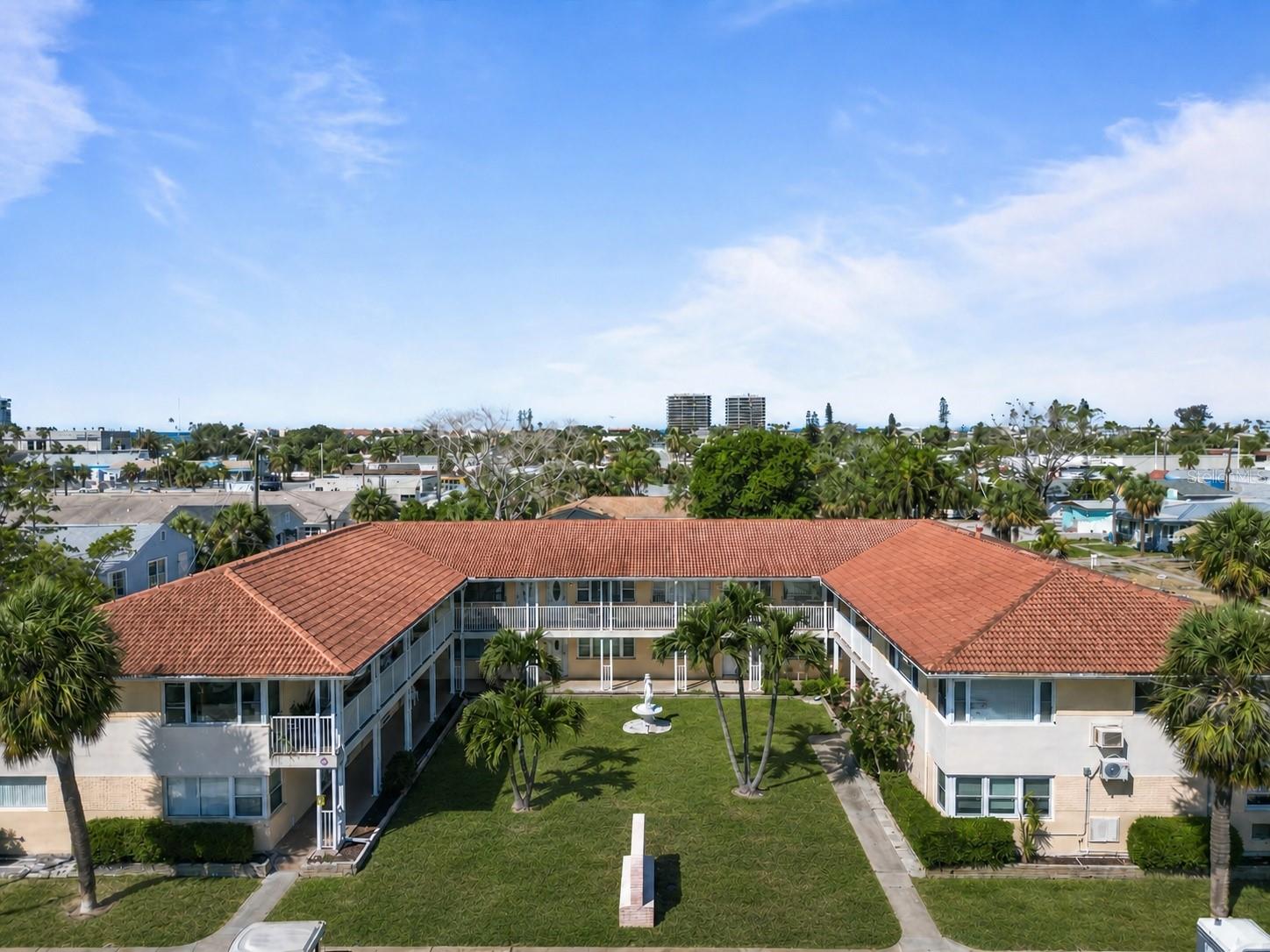 BAY ISLES CONDO - Residential