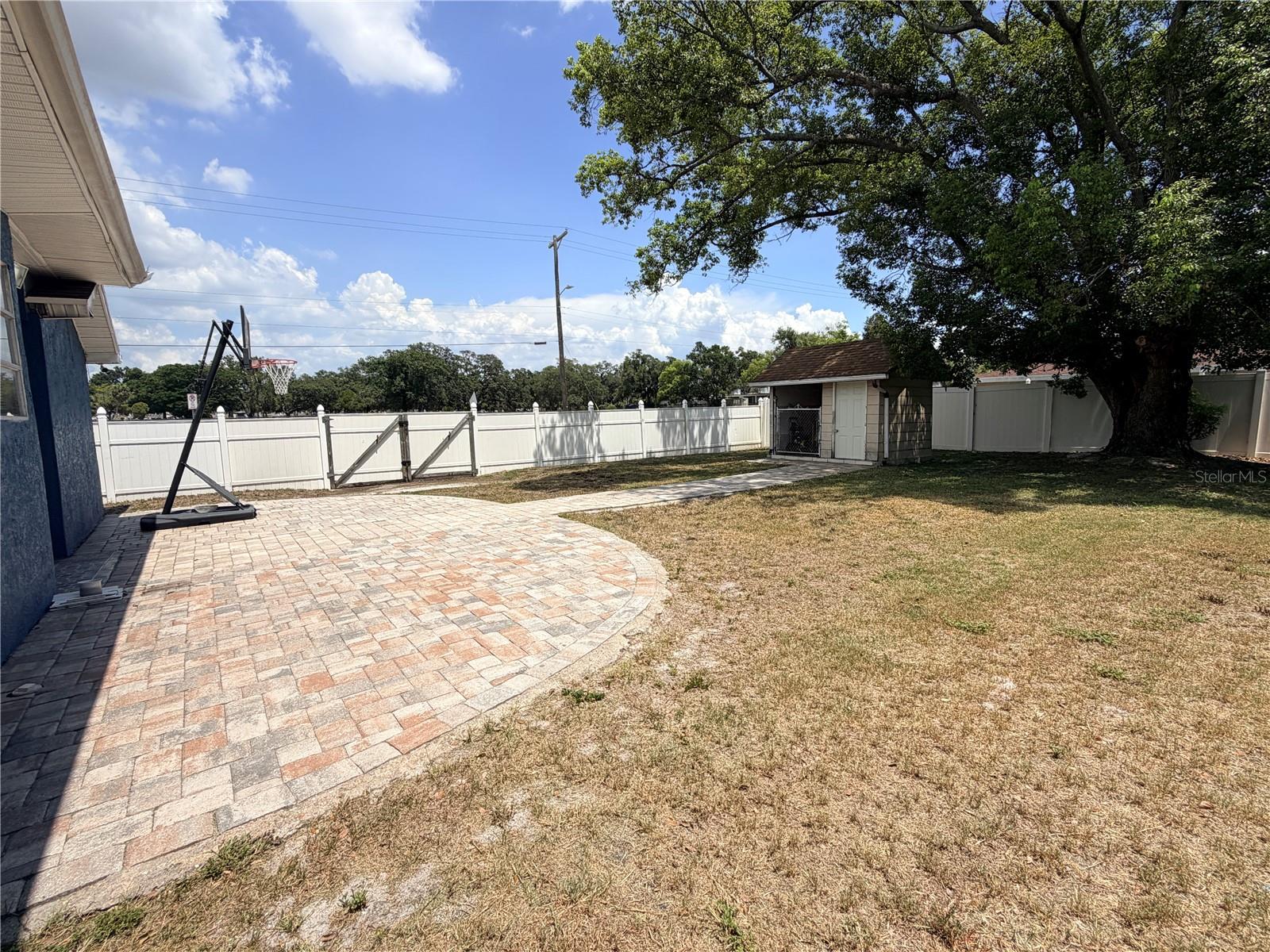 BUFFALO HEIGHTS - Residential Lease
