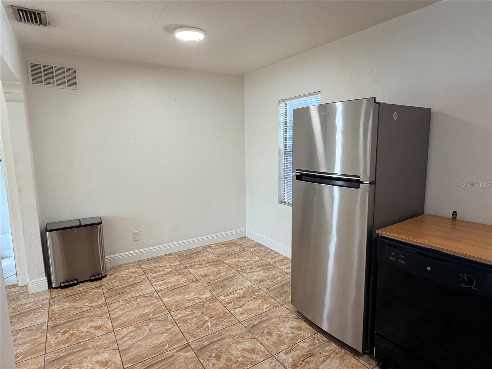 BUFFALO HEIGHTS - Residential Lease