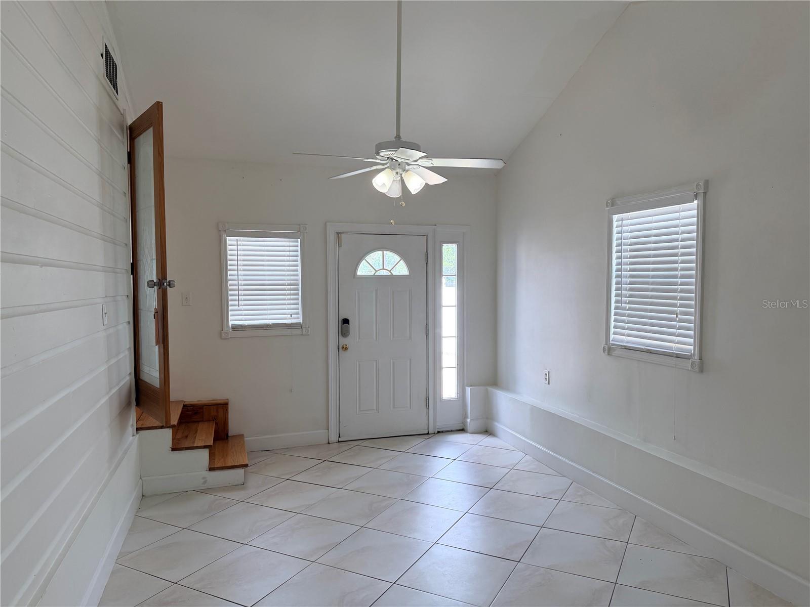 BUFFALO HEIGHTS - Residential Lease