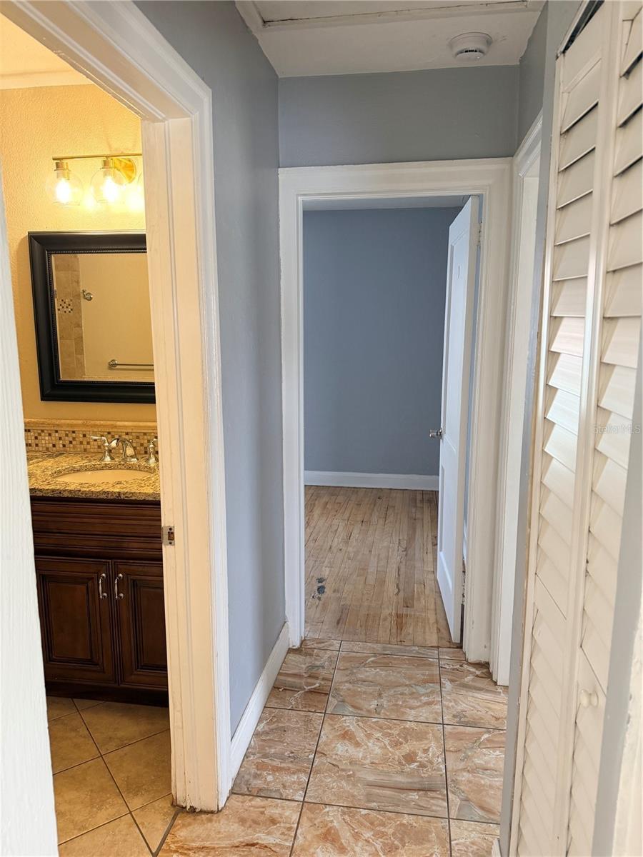 BUFFALO HEIGHTS - Residential Lease