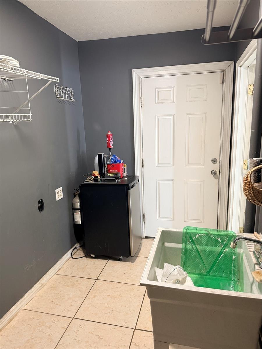 BUFFALO HEIGHTS - Residential Lease