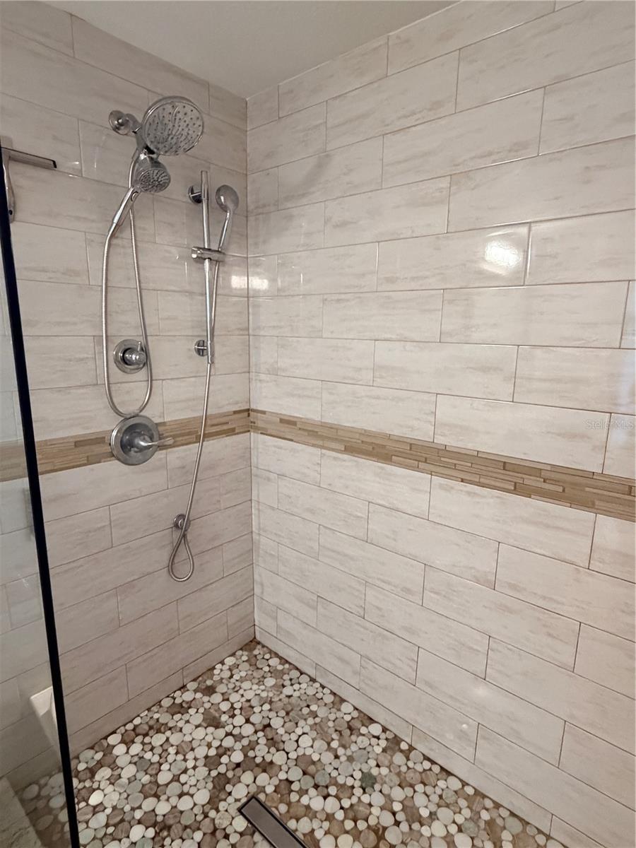 BUFFALO HEIGHTS - Residential Lease
