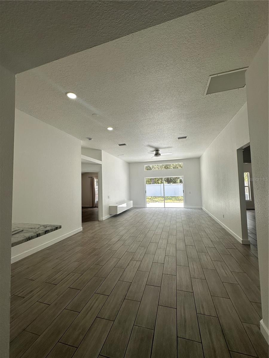 SOUTH POINTE PH 5 - Residential Lease