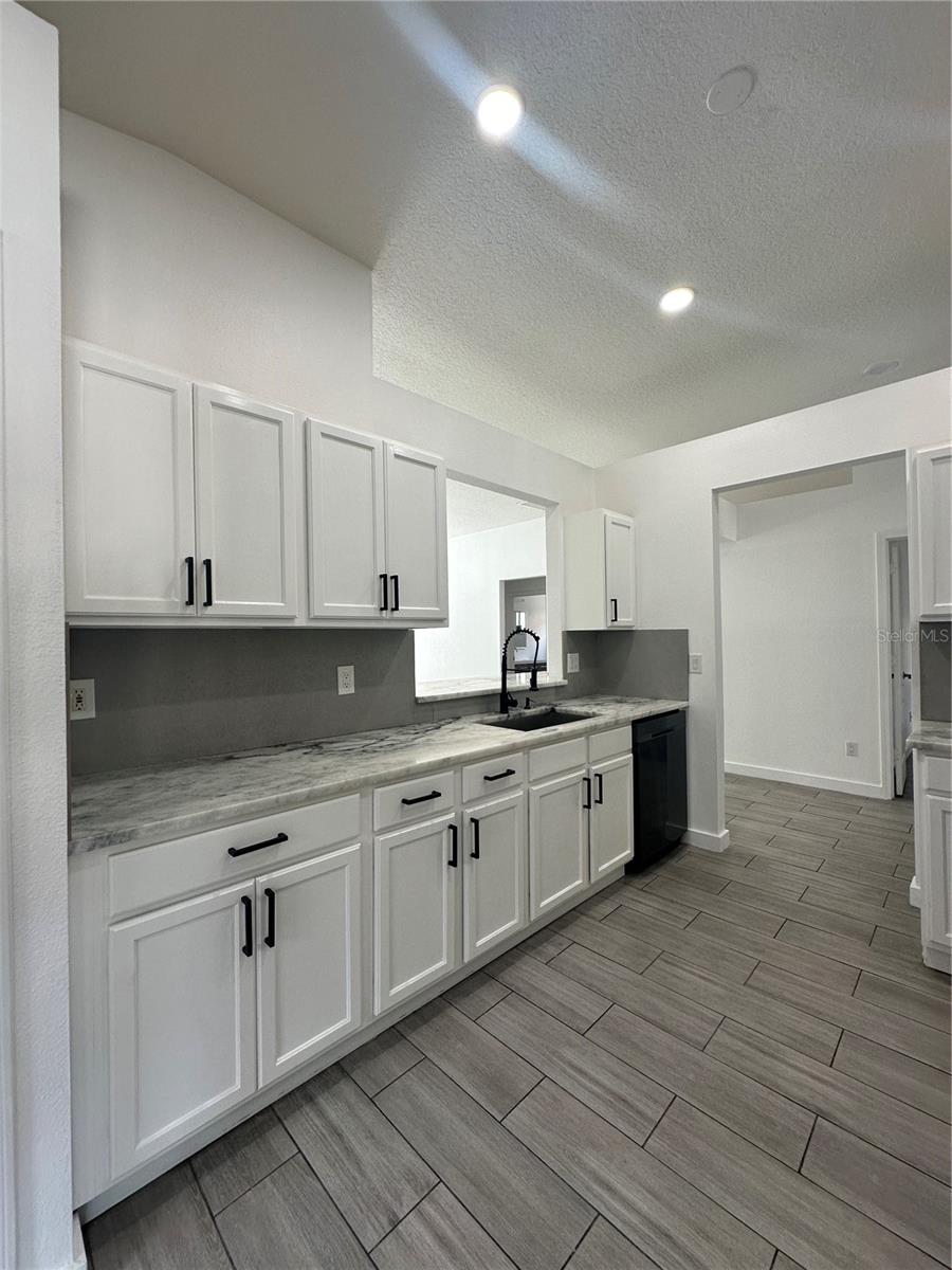 SOUTH POINTE PH 5 - Residential Lease