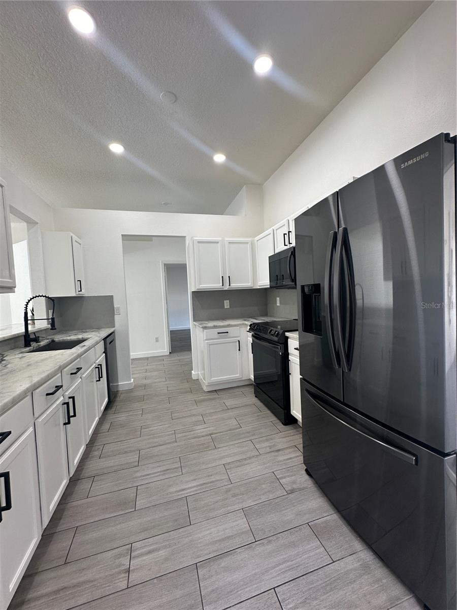 SOUTH POINTE PH 5 - Residential Lease