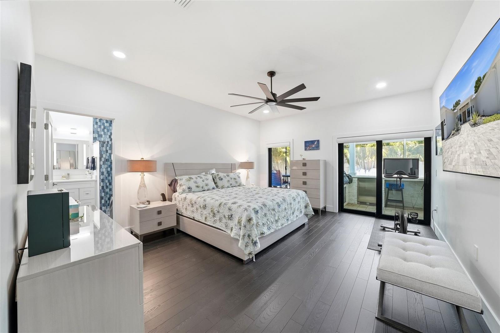 BELLEAIR ESTATES - Residential
