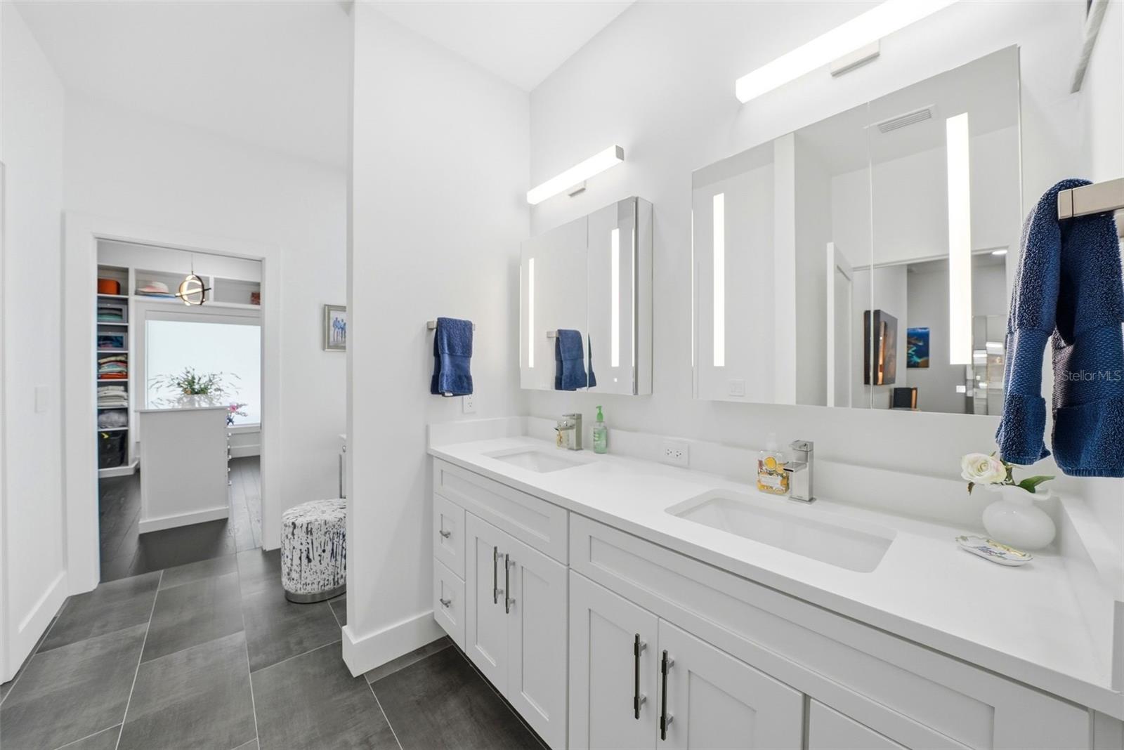 BELLEAIR ESTATES - Residential