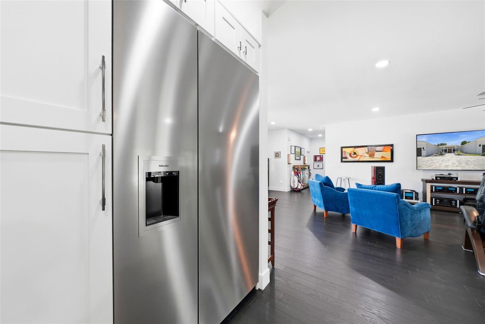 BELLEAIR ESTATES - Residential