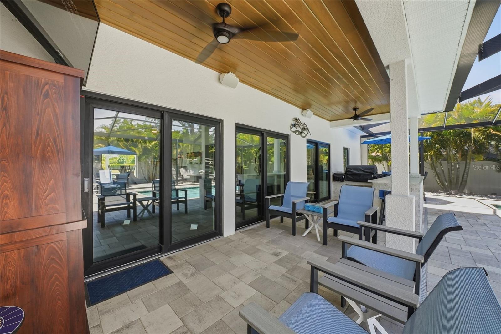 BELLEAIR ESTATES - Residential