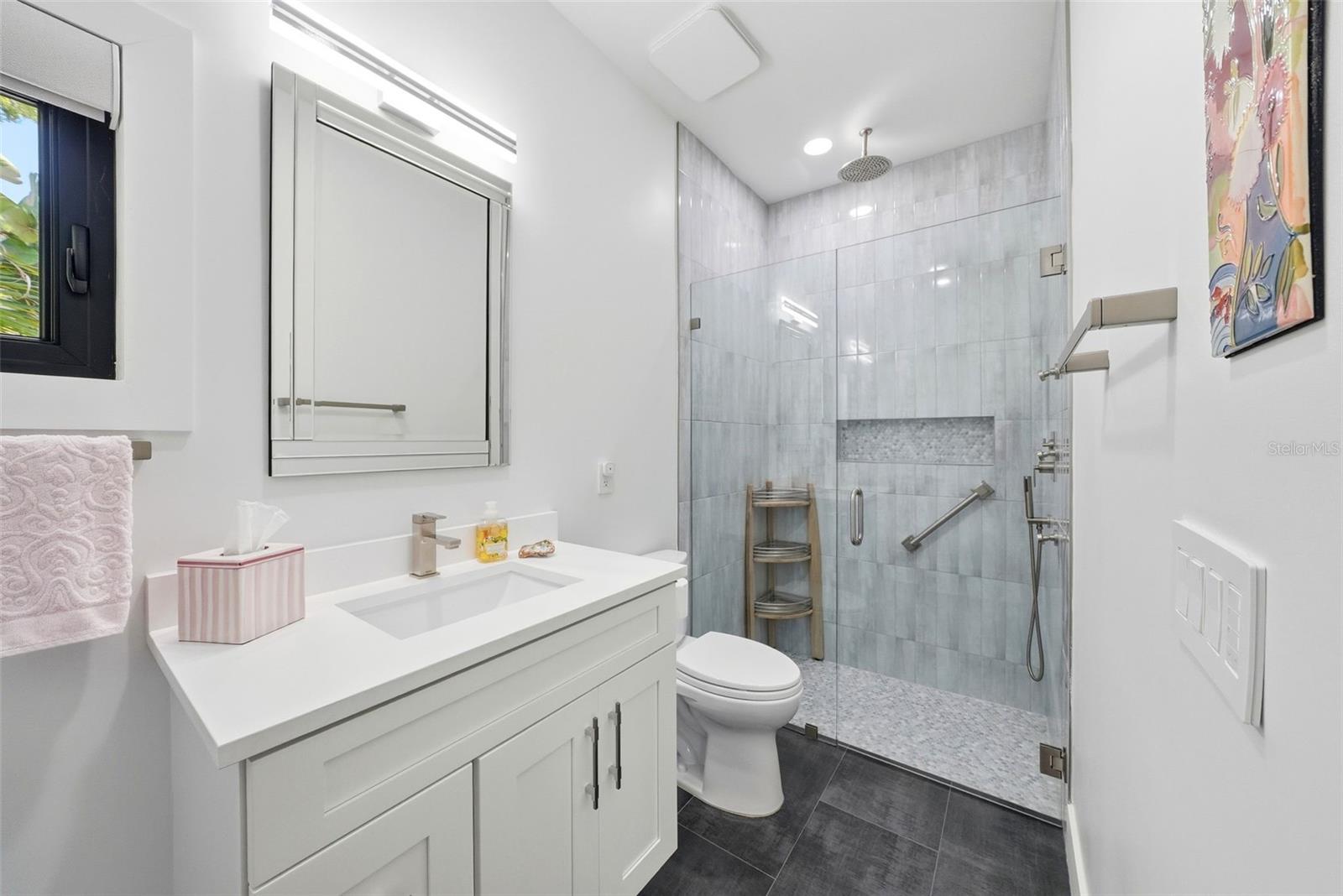 BELLEAIR ESTATES - Residential