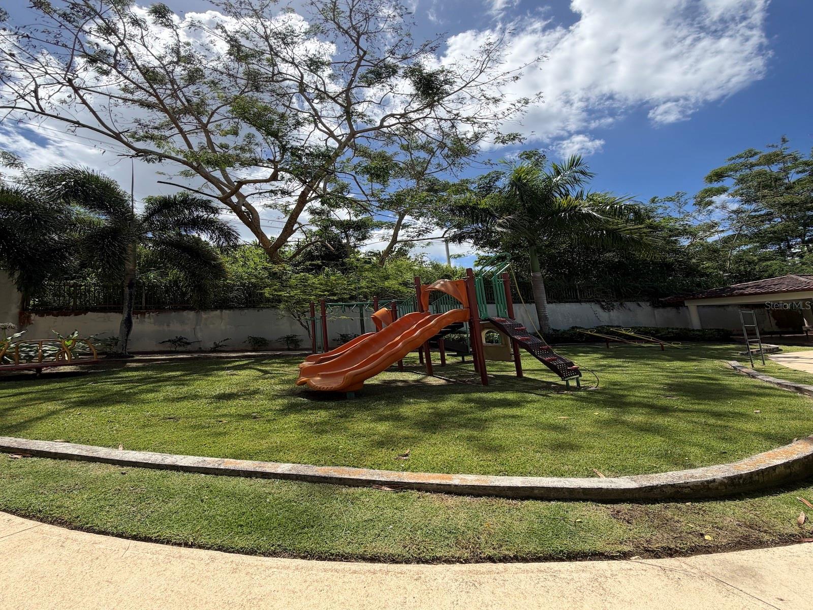 RIDGE TOP LUXURY APARTMENTS - Residential