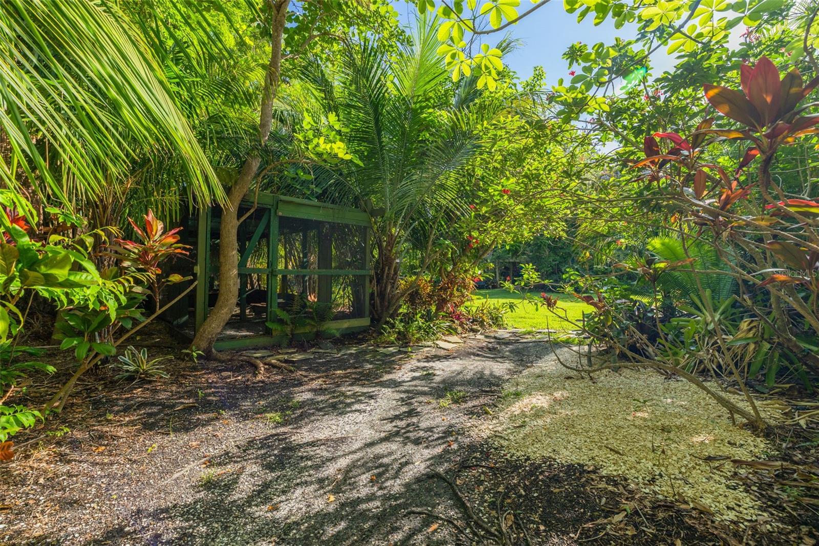SPANISH TRAILS - Residential