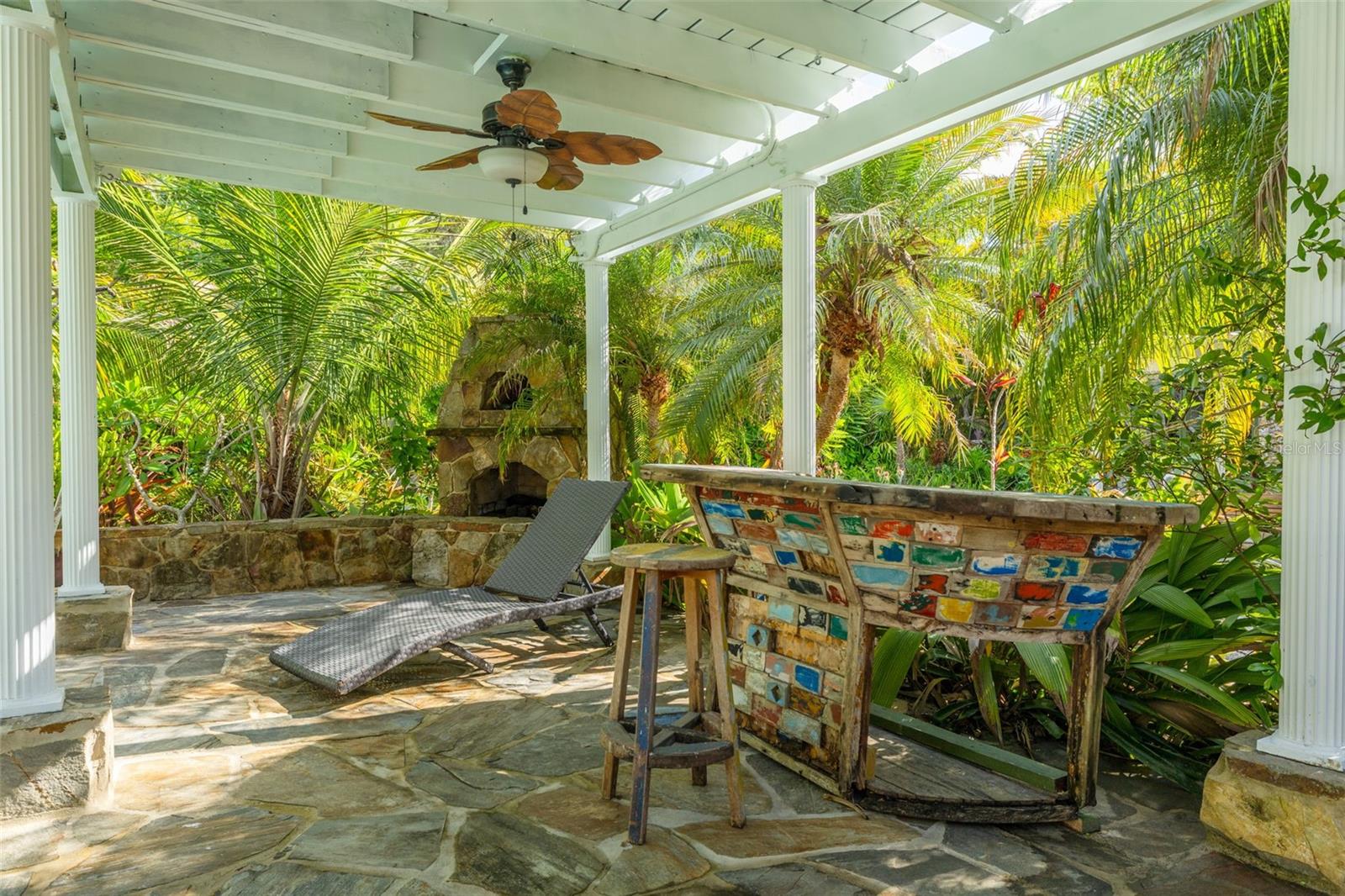 SPANISH TRAILS - Residential
