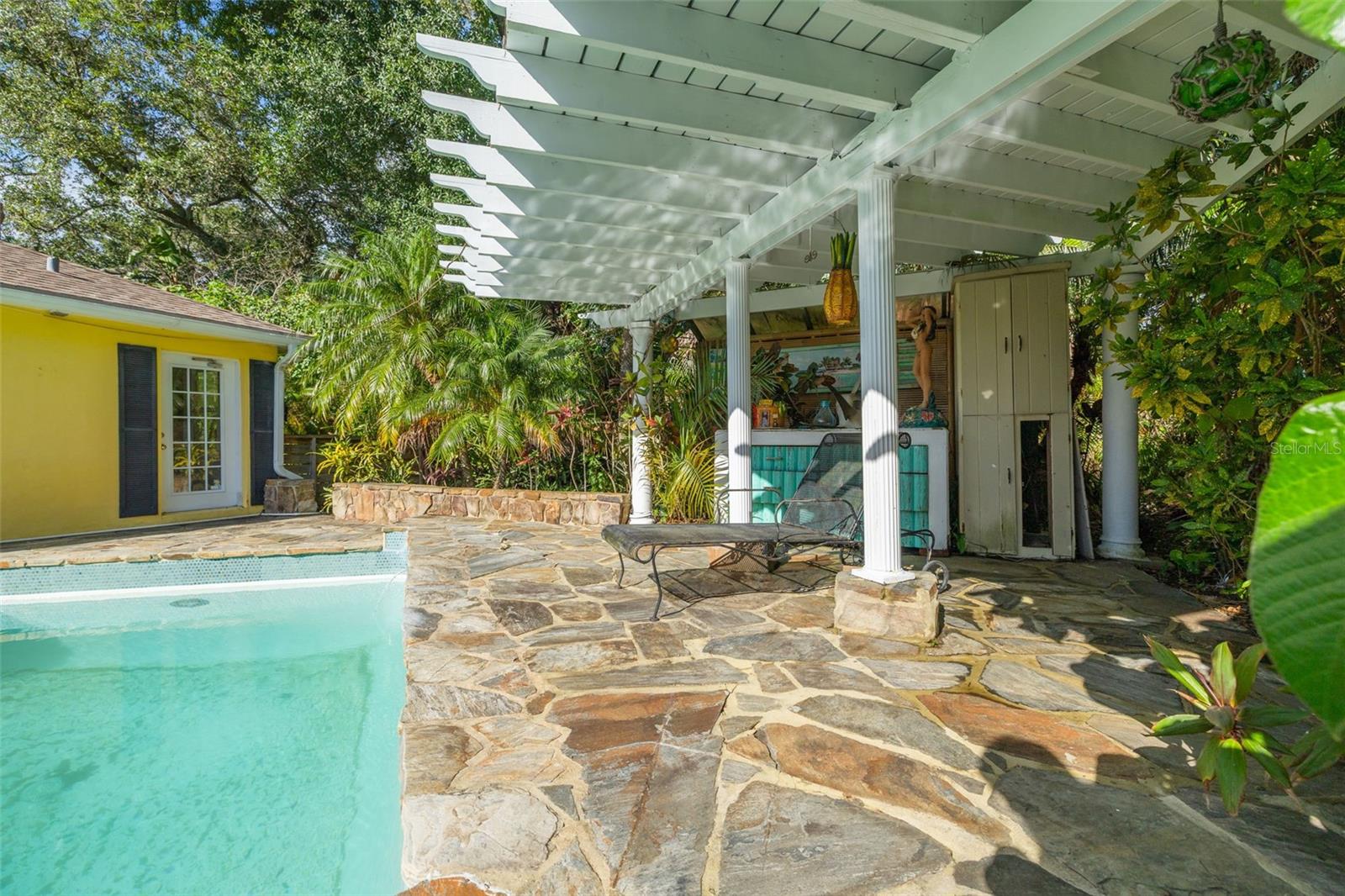 SPANISH TRAILS - Residential
