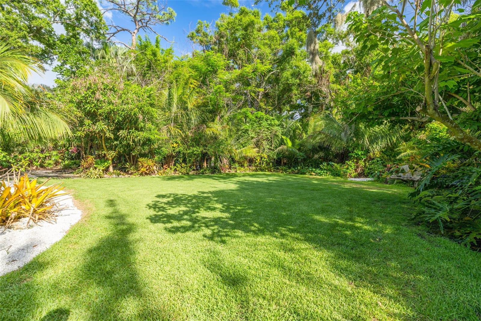 SPANISH TRAILS - Residential