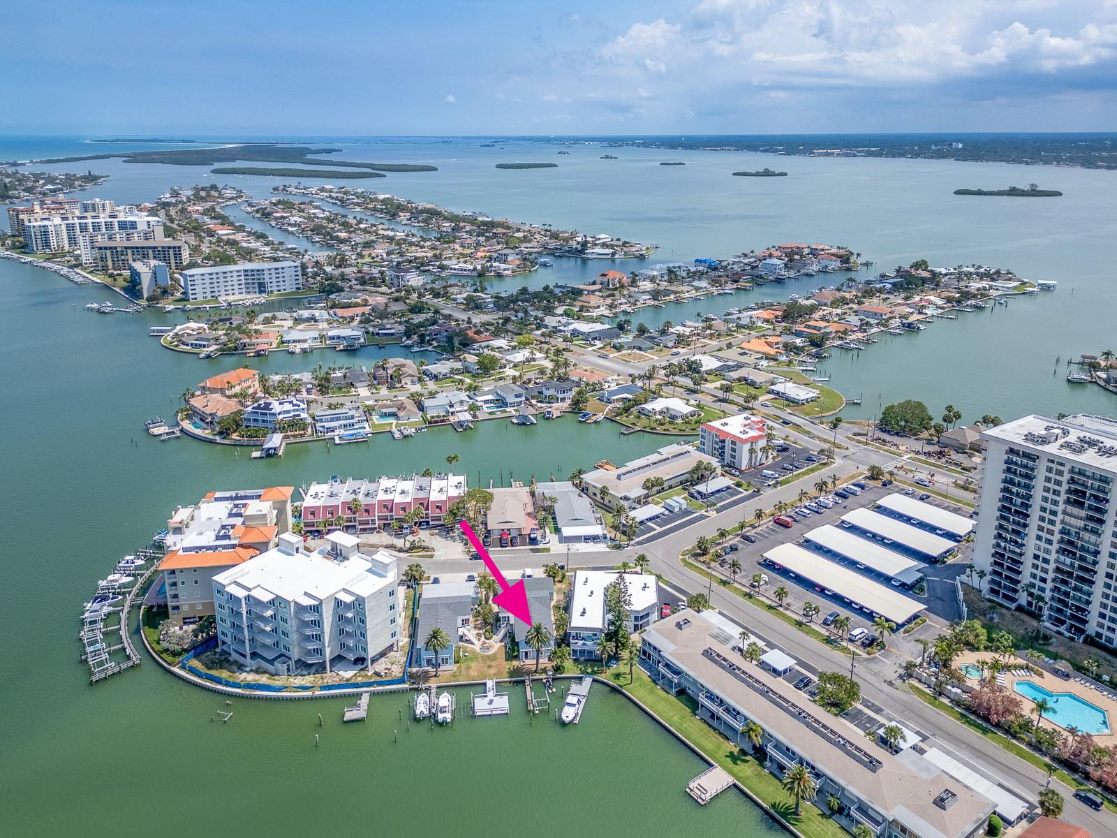 ISLAND VIEW CONDO - Residential