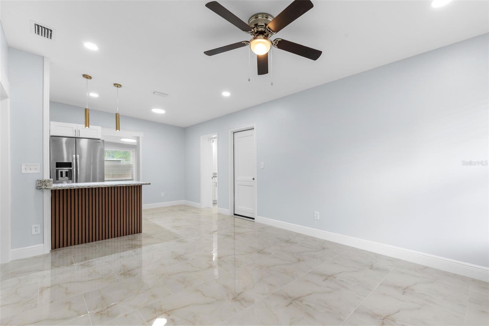 RIVER GROVE PARK - Residential