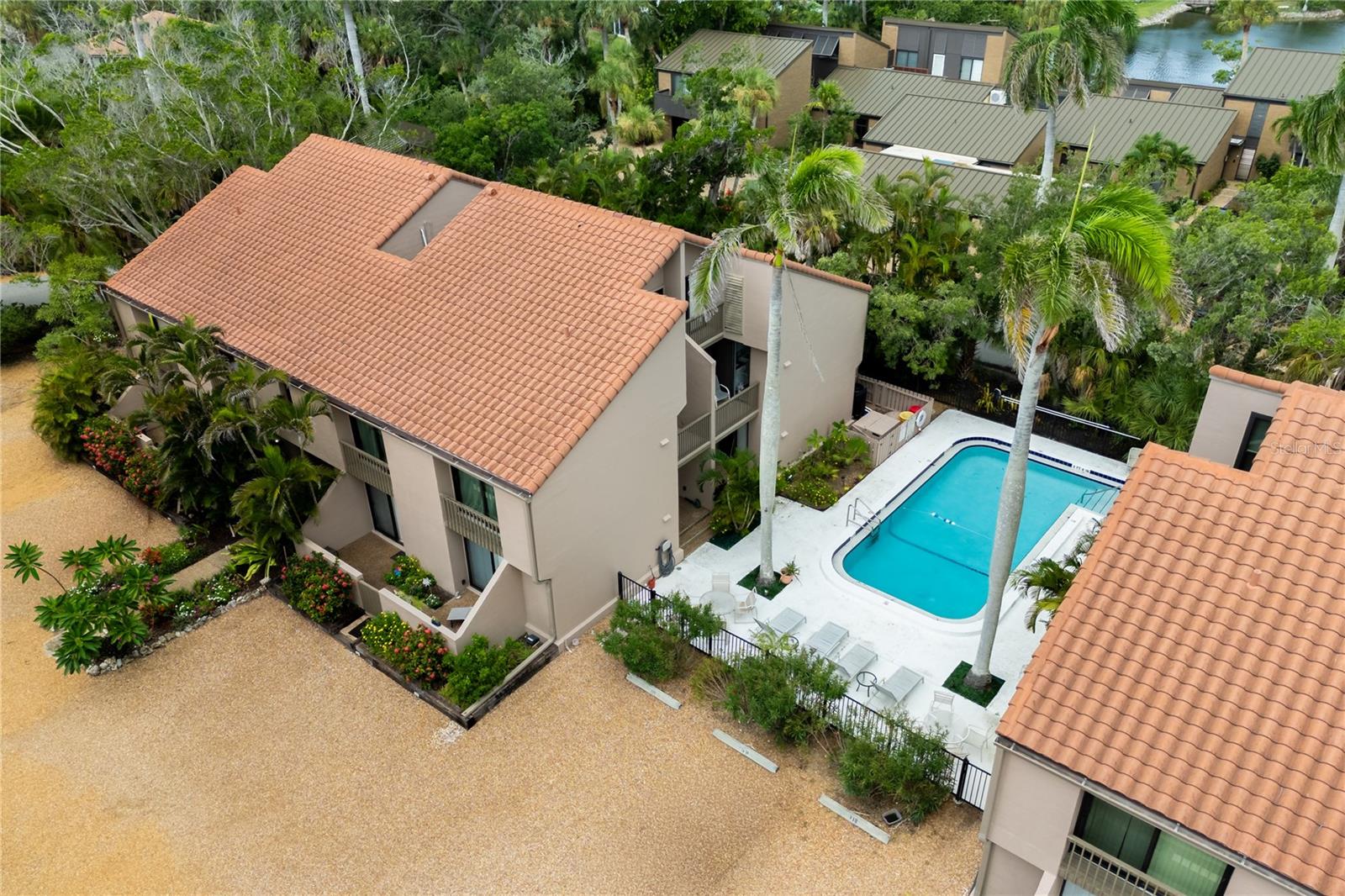 SANDY COVE III - Residential